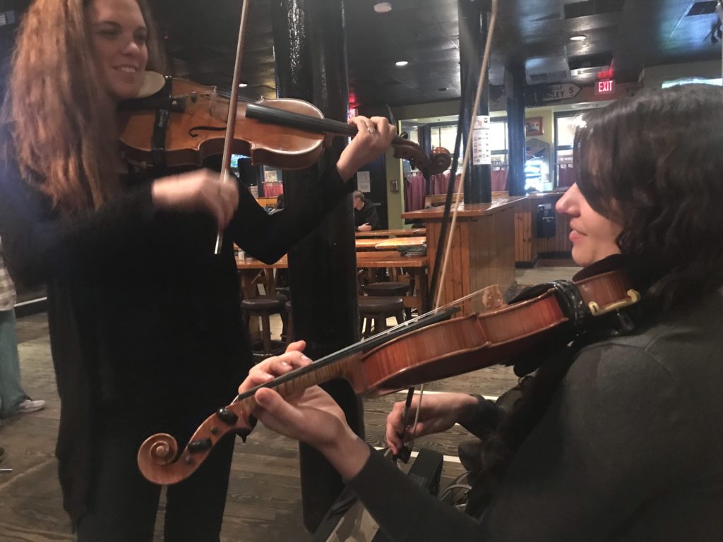 Vintage String Live Show